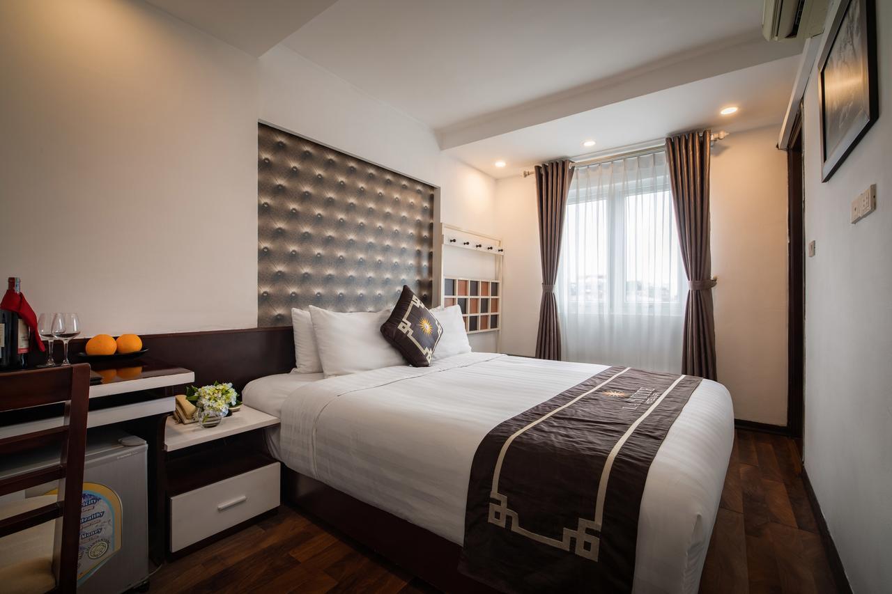 La Suite Hotel Hanoi Exterior photo